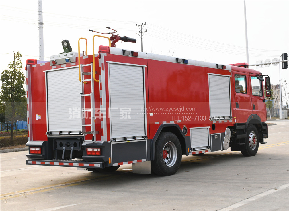 |L(fng)ơ(gu)8ˮ܇(ch)