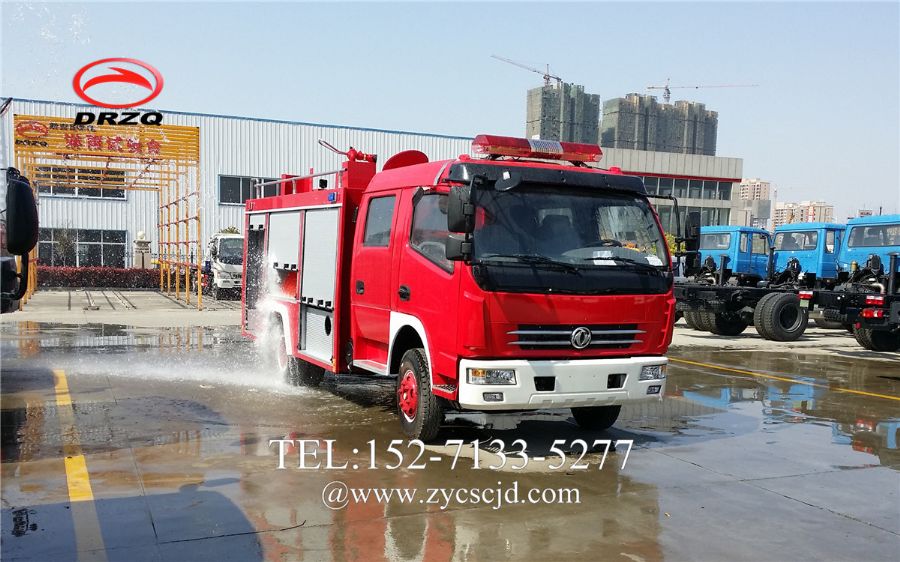 消防車淋雨測試 消防車淋雨測試